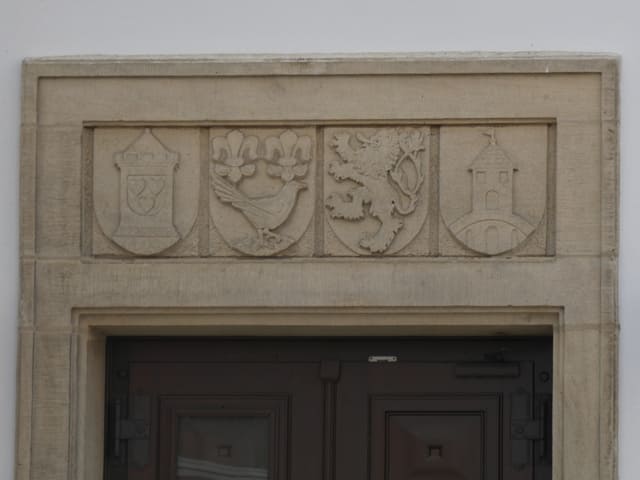 Wappen am ehemaligen Herrenhaus