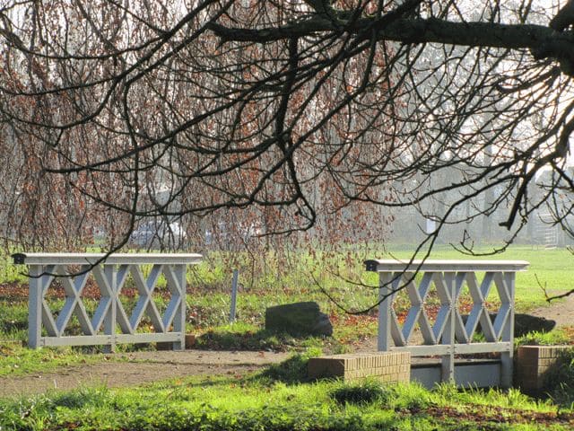 Brücke im Lennépark