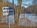 Selbstschutz am Mühlenteich Schloss Dammsmühle<BR />Foto von Brigitte Dittmar