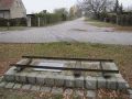 Denkmal und Reste der Wirtschaftsbahn