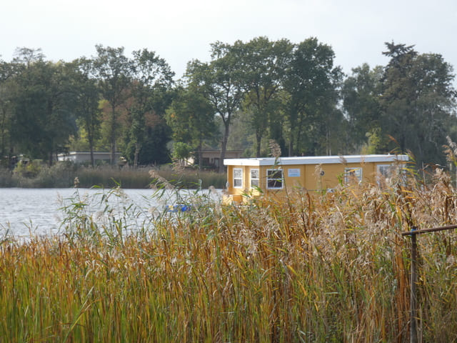 Hausboot auf dem Hohennauener See